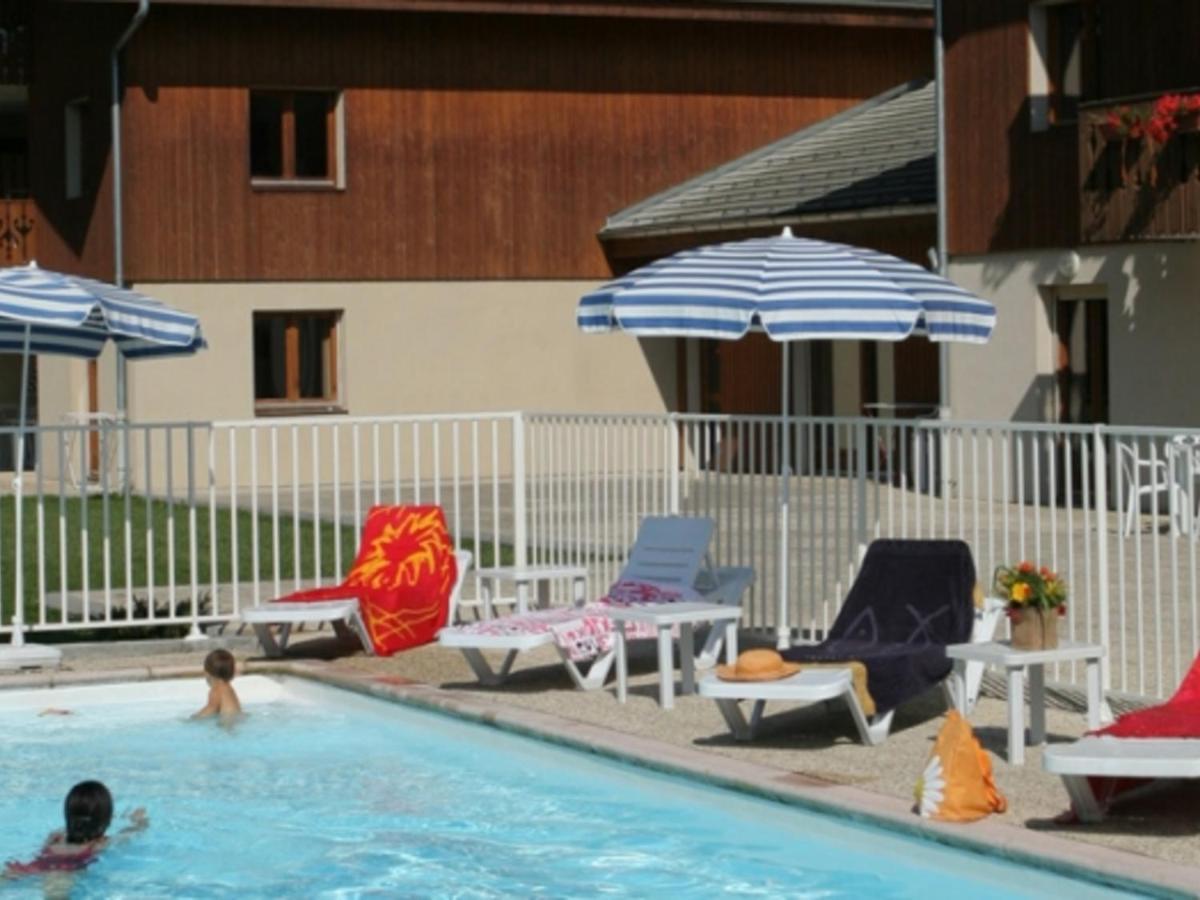 Appartement Confortable Avec Piscines, Terrasse Et Parking A Samoens - Fr-1-629-100 外观 照片