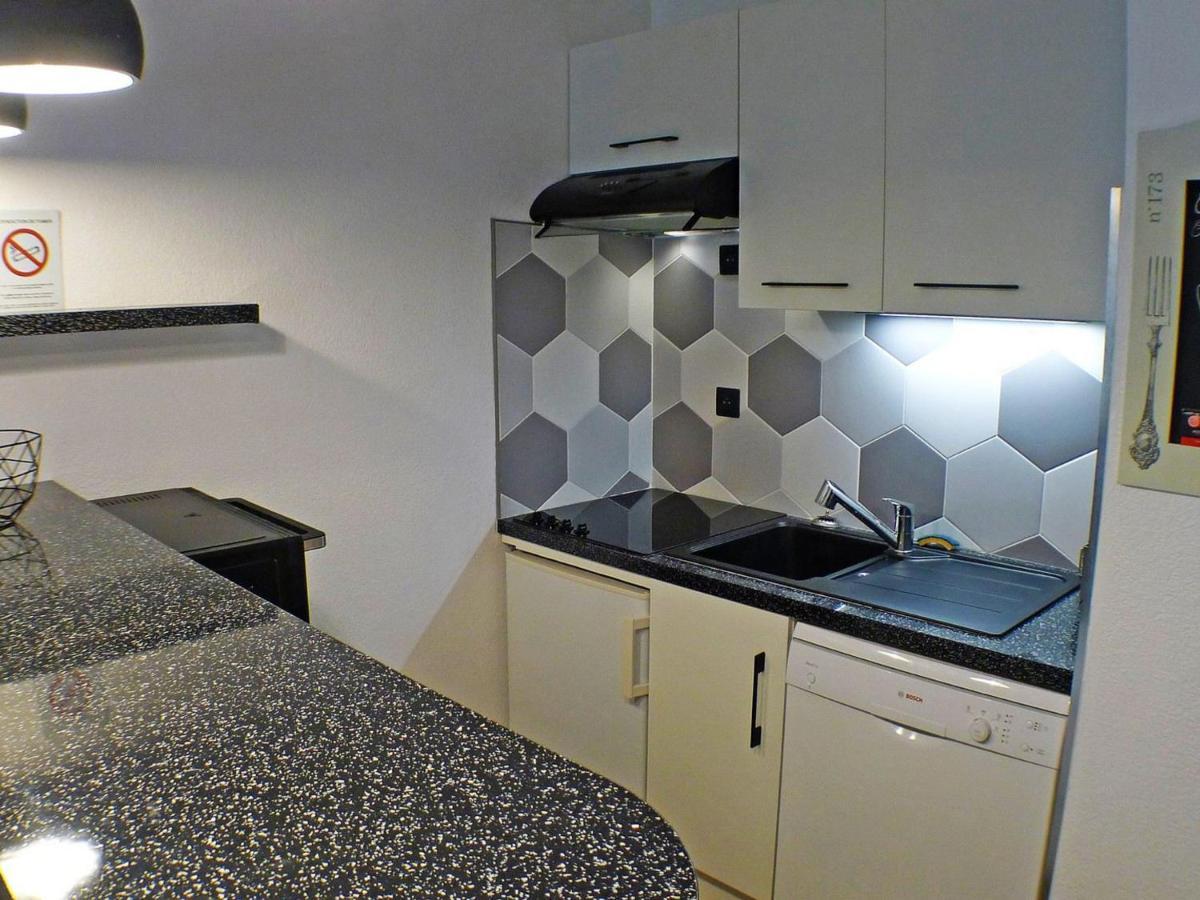 Appartement Confortable Avec Piscines, Terrasse Et Parking A Samoens - Fr-1-629-100 外观 照片